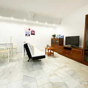 tranquilo-y-agradable-apartamento-en-los-boliches.1costadelsol.com/